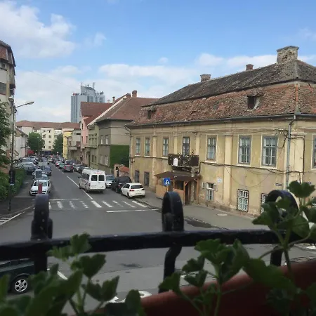 Gasthof Pensiunea Buon Gusto Sibiu-motorcyle Friendly,city Center Hermannstadt