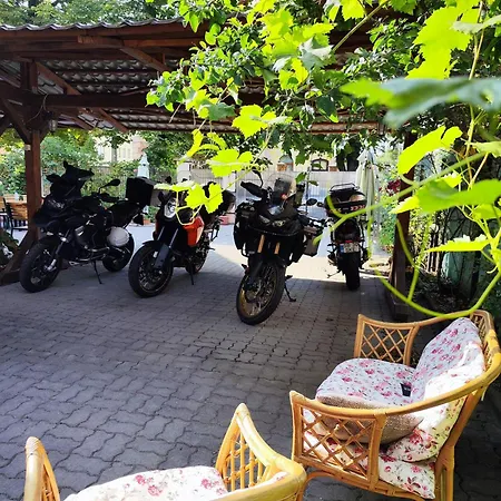 Pensiunea Buon Gusto Sibiu-motorcyle Friendly,city Center Pensjonat Sybin